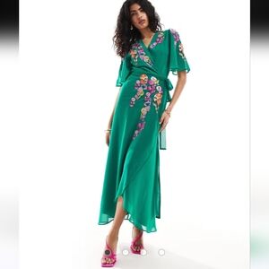 Hope & Ivy embroidered wrap maxi dress in bright green Womens Size 6 New